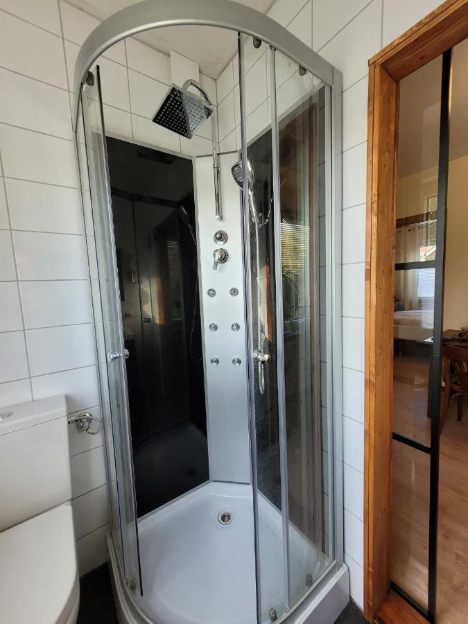 La Petite Gloire Bed and Breakfast Pogum Exteriör bild