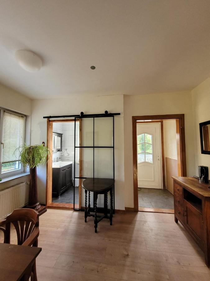 La Petite Gloire Bed and Breakfast Pogum Exteriör bild